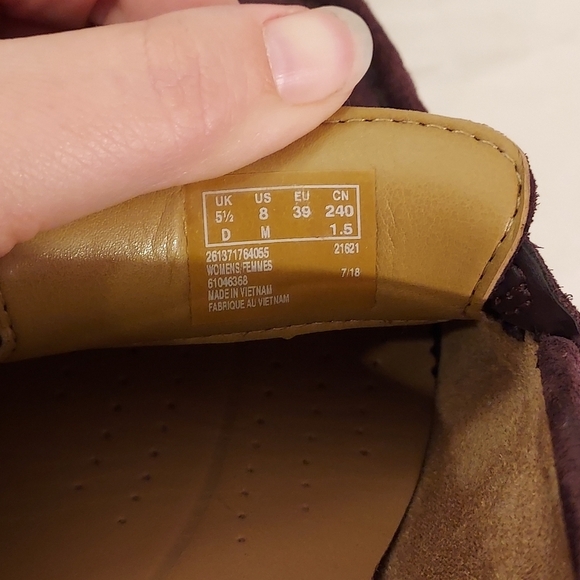 Unstructured by Clarks Carleta Belle Purple Suede Heeled Loafers in Size 8 M - Picture 11 of 11